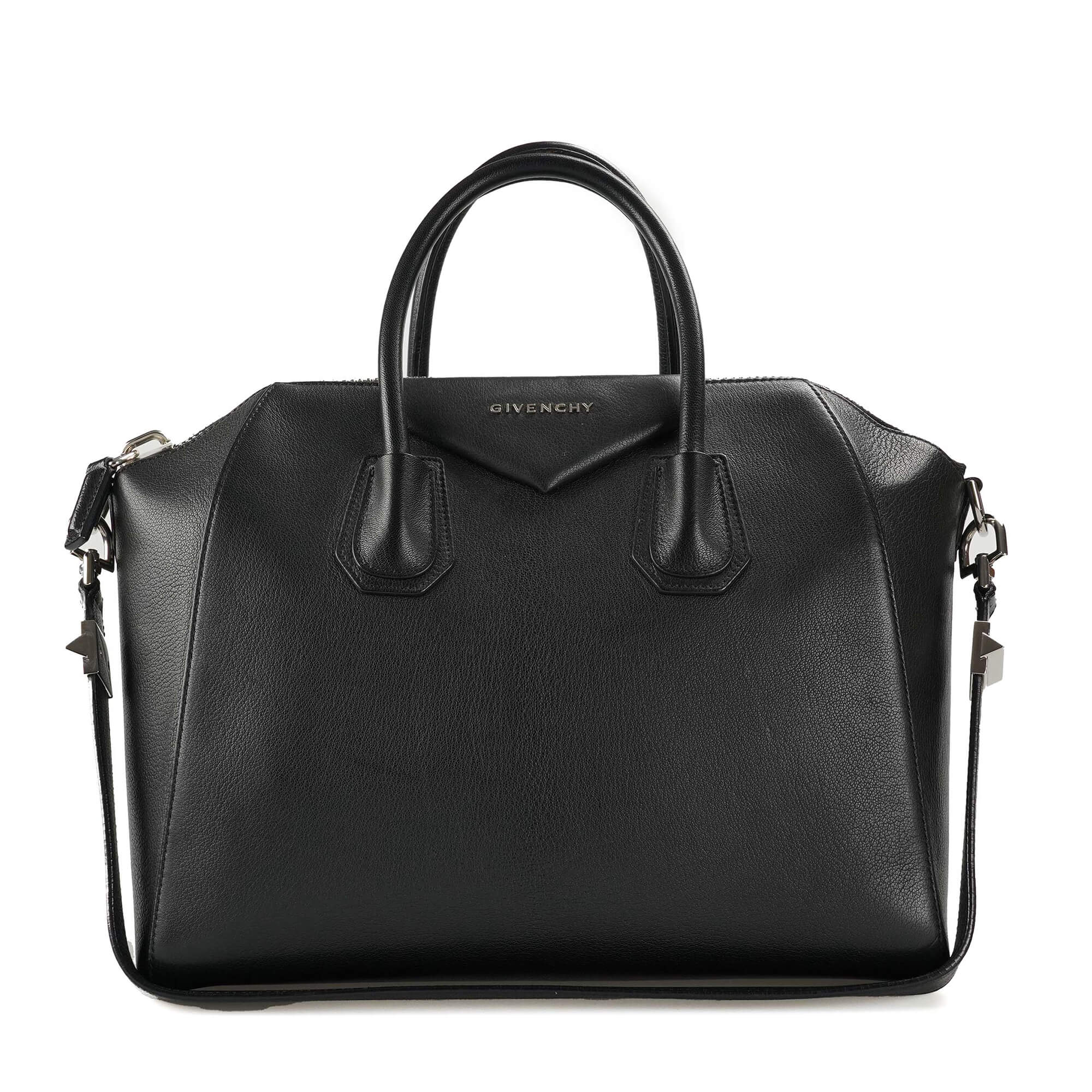 Givenchy - Black Leather Antigona Medium Bag 